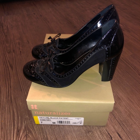 Naturalizer sz 7 Oxford style - Picture 2 of 6